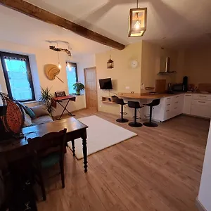 https://chez-mary.midi-pyreneeshotels.com